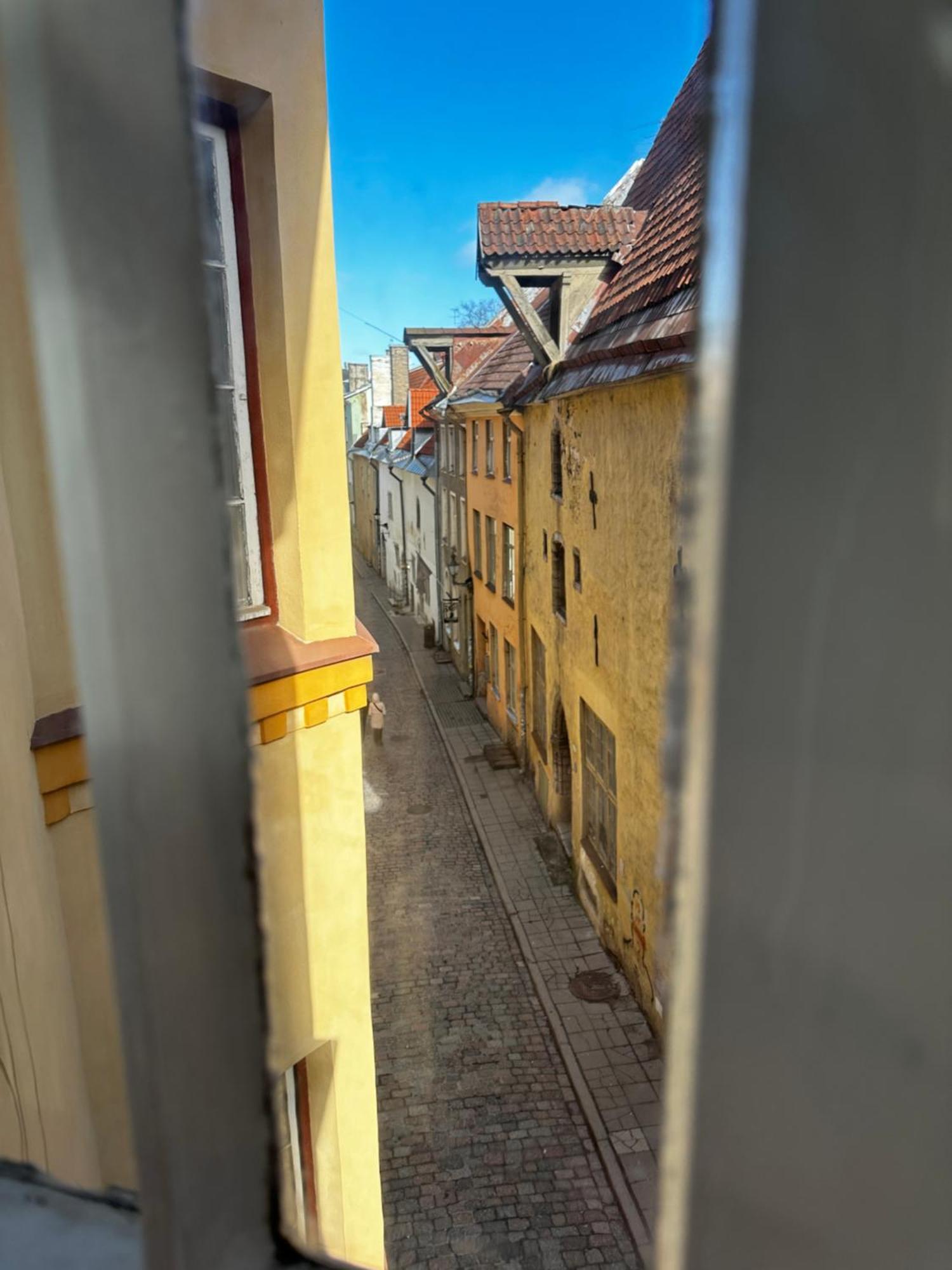 Old Town Room, Private Bathroom - A Apartment Tallinn
